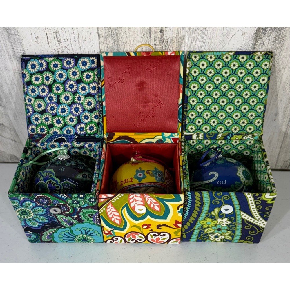Vera Bradley Christmas Ornaments Lot of 3 in Boxes 2009 2011 2012 Paisley Floral